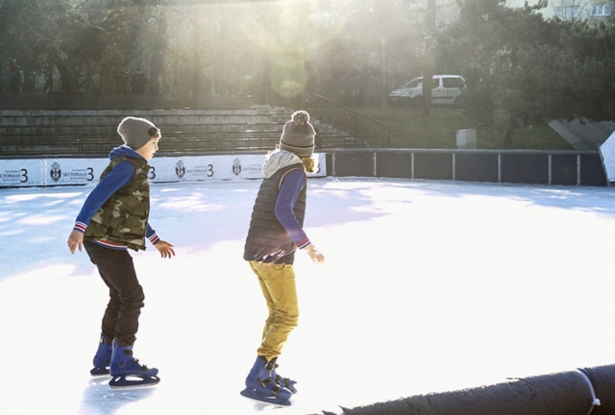 Intrare liberă la patinoarul din Parcul IOR