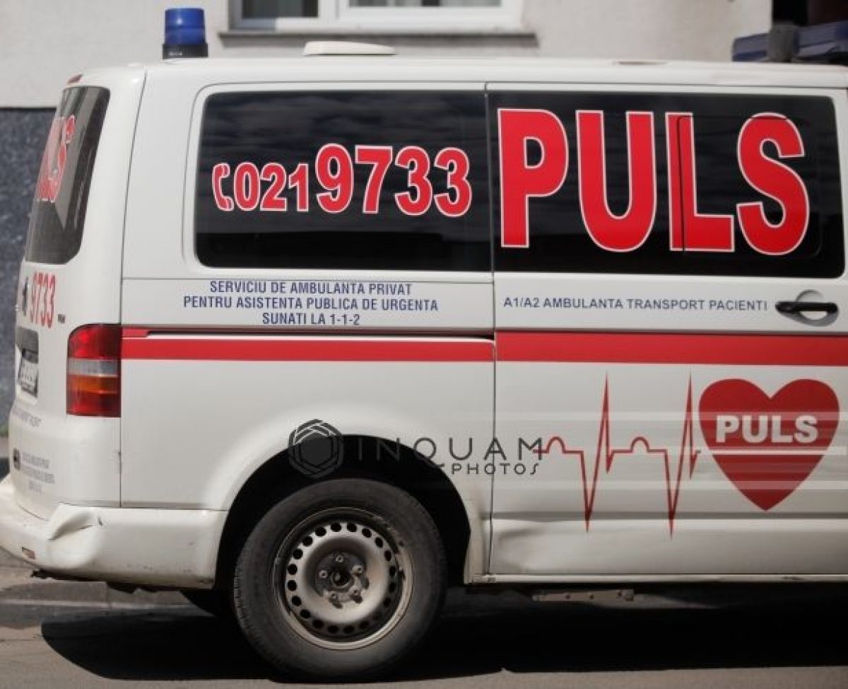 Ambulanţele PULS, suspendate 30 de zile