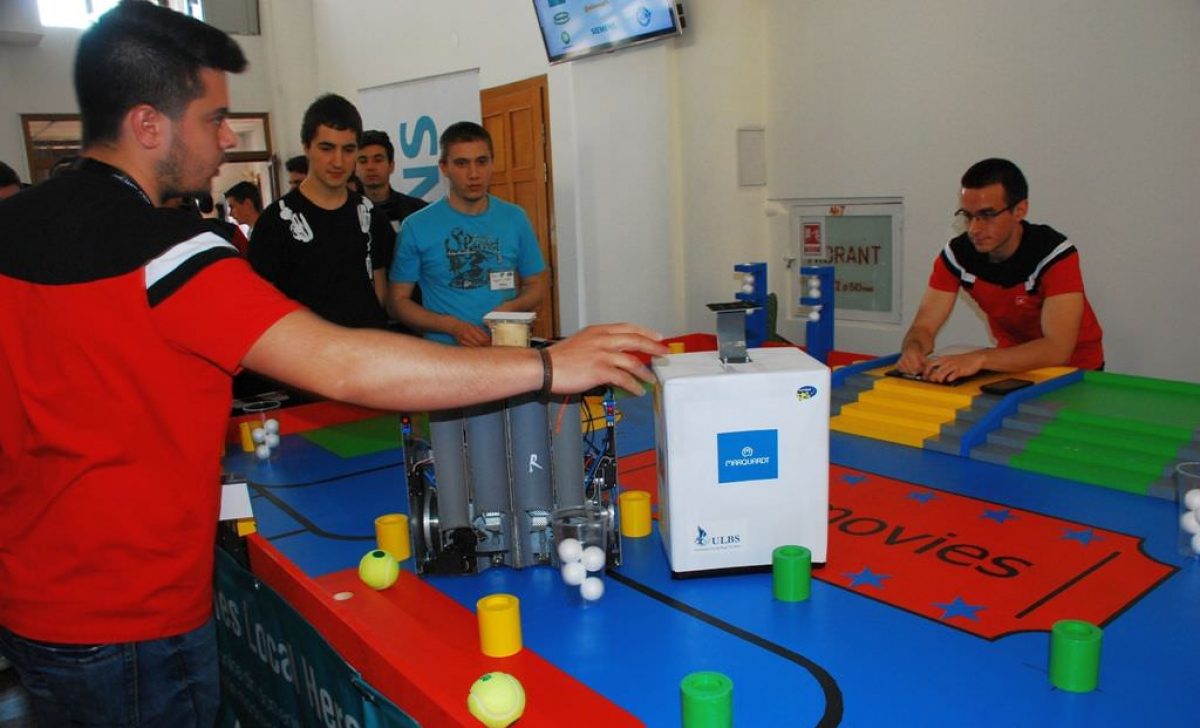 Campionatul „Line follower”/Roboţii studenţilor se întrec la Sibiu