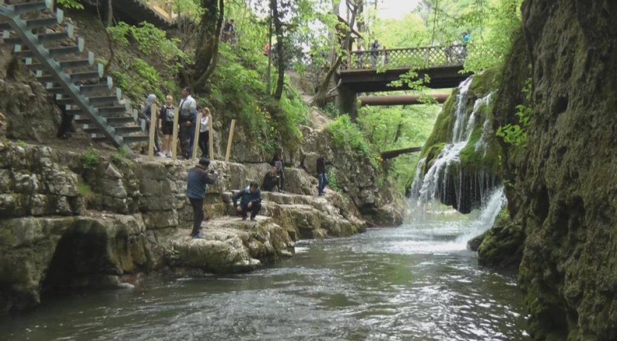 Turism. Cascada Bigăr poate fi vizitată în siguranţă