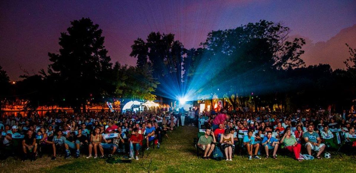 Cinema în aer liber. O lună de filme în Parcul Titan