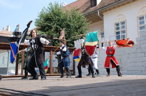 Trei zile, Sibiul îmbracă iarăşi haina Festivalului medieval