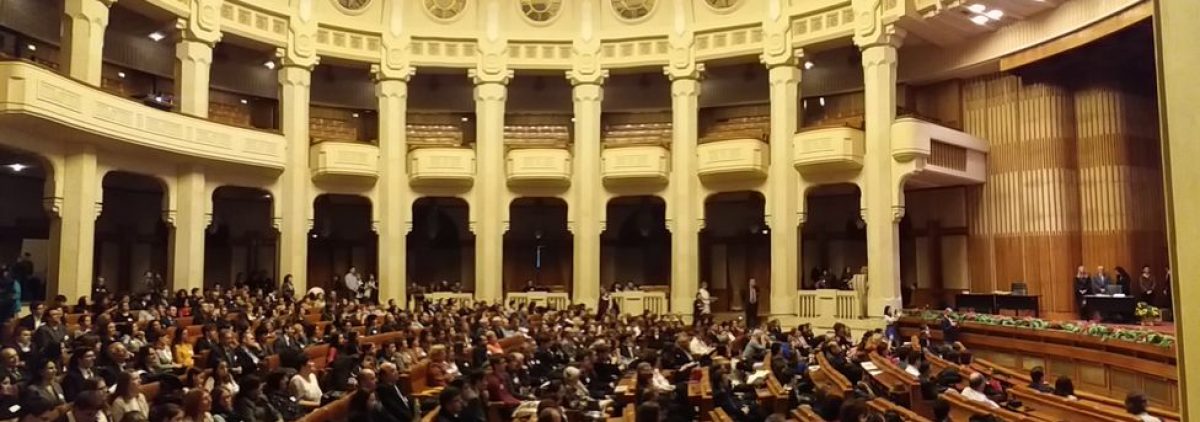 Două ore alături de viitorul României. 168 de elevi, olimpici internaţionali